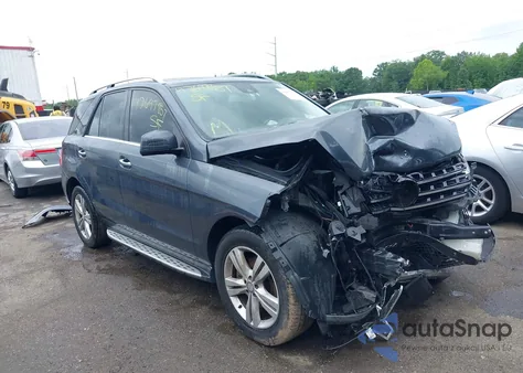 2015 Mercedes-Benz Ml 350 4Matic z USA, uszkodzony, nr VIN 4JGDA5HB6FA596506